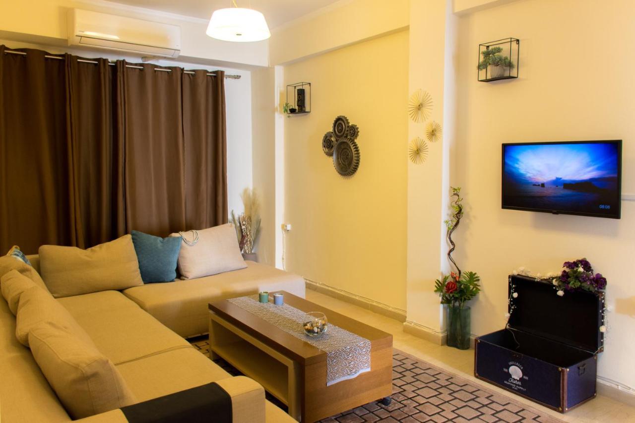 Ρetipe Penthouse Apartment With Spacious Balcony In Heraklion Center Exterior foto